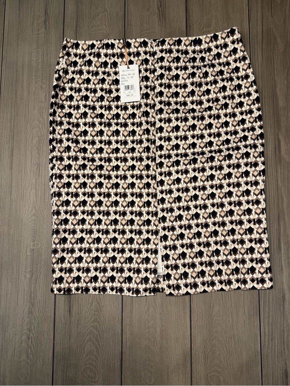 Geometric Print Pencil Skirt in Black & Cream